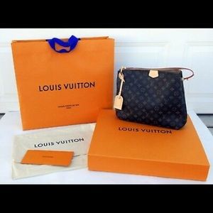 Louis Vuitton Graceful PM